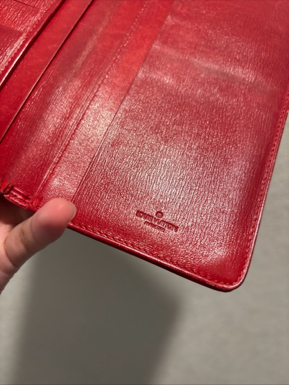 Louis Vuitton Malletier Long Bifold Wallet Red Epi Leather - Picture 3 of 15